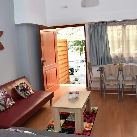 Zaneta's Cool Apartamento Rhodes City